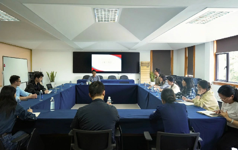 书香伴初心 行动践使命｜学院举办青年读书会学习中央八项规定精神